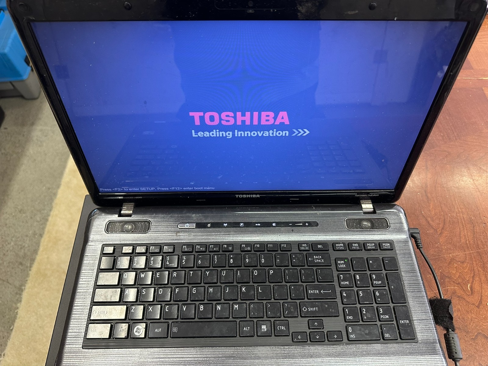 Toshiba Satellite P775-S7370 Laptop – Intel Core i7-2670QM, 8GB RAM, NO HDD