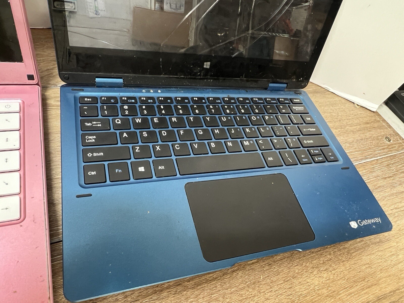 Lot of 2 Laptops As-Is For Parts Thomson WWX14C4PK64-P Gateway GWTC116-2BL 64gb
