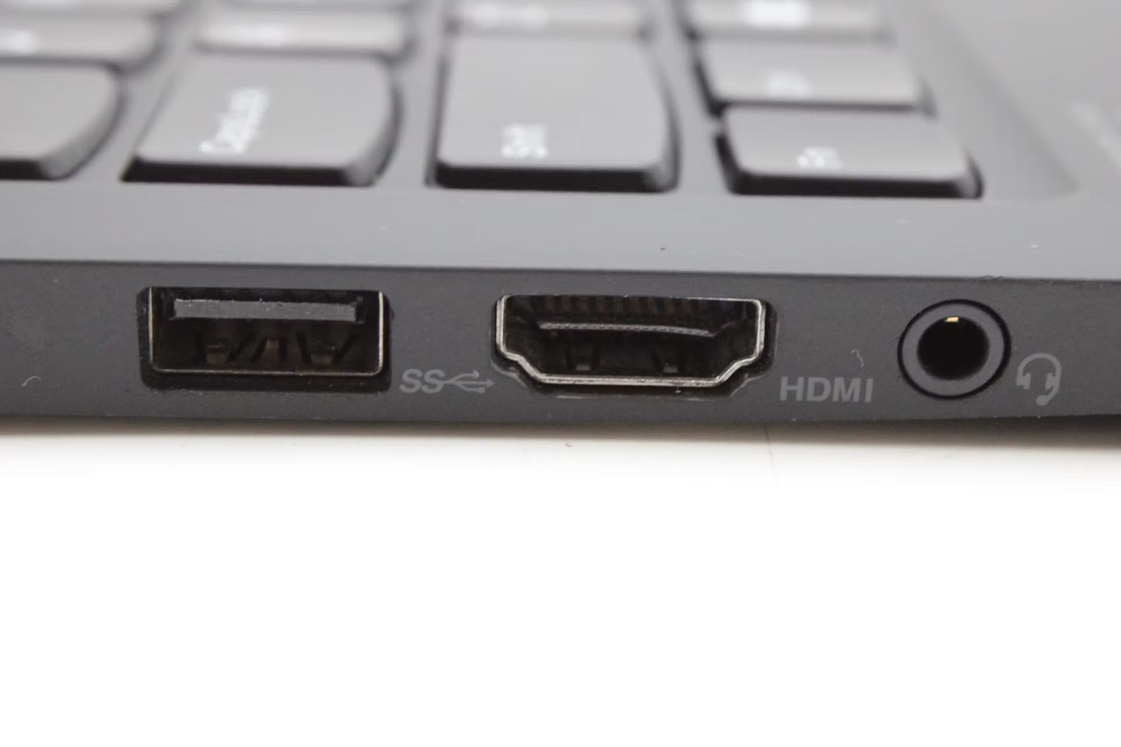 Lenovo ThinkPad X1 Carbon 7th Used 14″ i7-8665U, 512GB NVMe, 16GB RAM