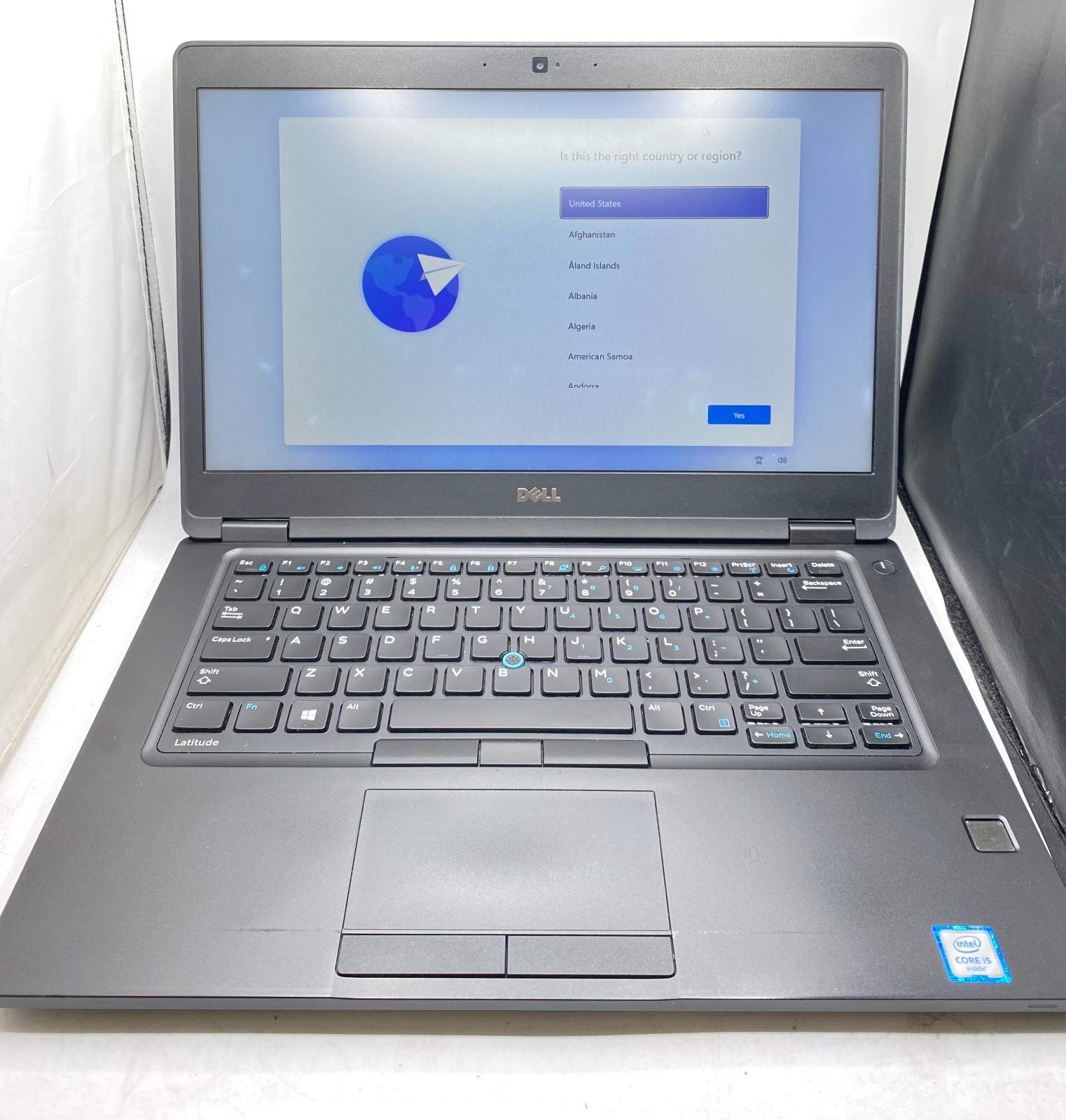 Dell Latitude 5480 14″ Laptop Intel Core i5-6300U 2.40GHz 8GB RAM 256GB SSD