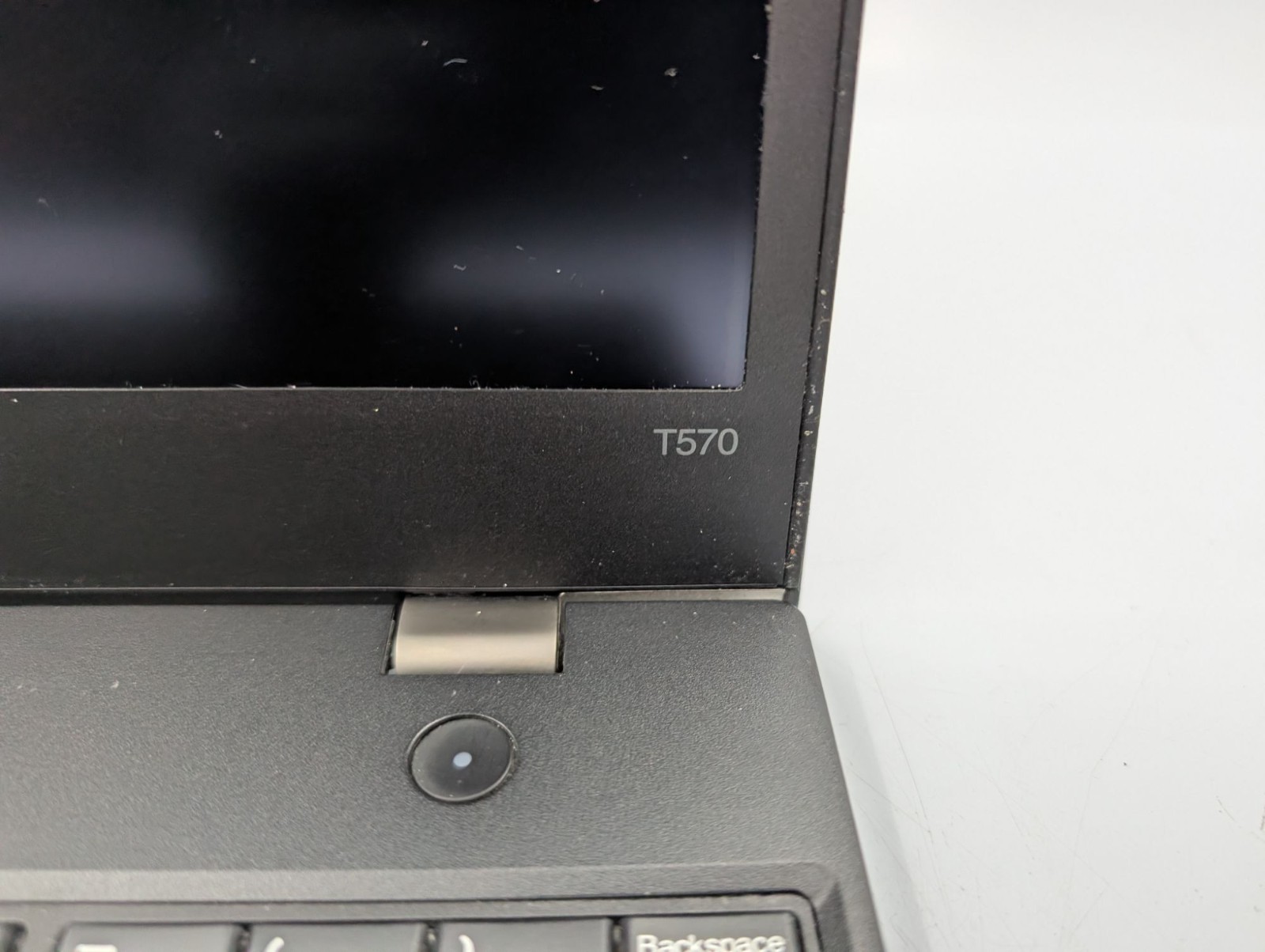 Lenovo ThinkPad T570 15.6″ Display Intel Core i5-7300U 2.60 GHz Black Laptop