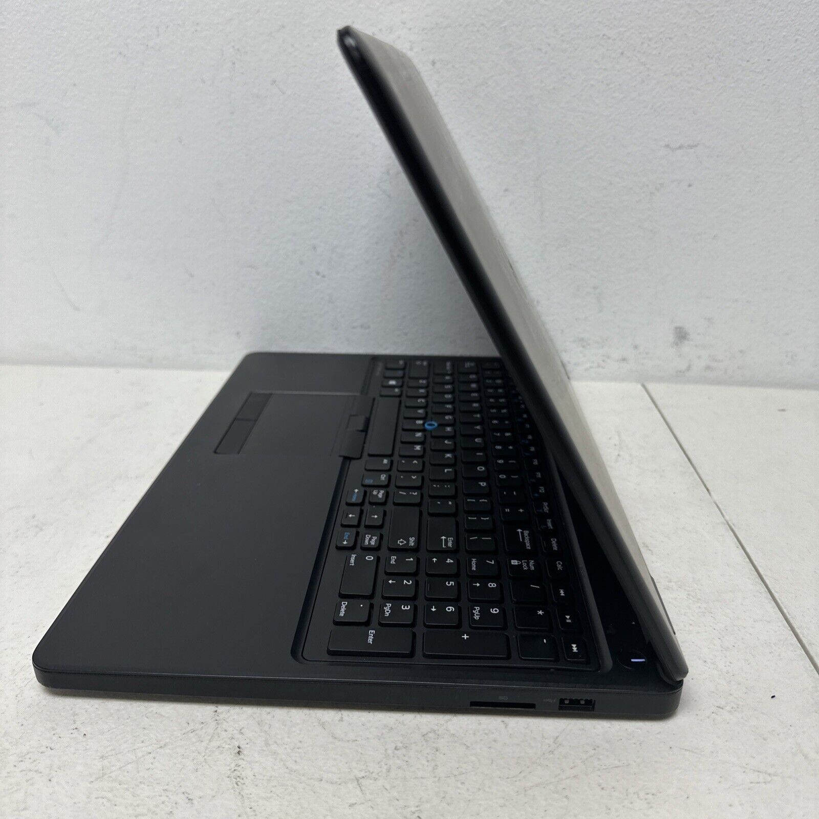 Dell Latitude E5550 Laptop Intel Core i5-5300u 8GB Ram 256GB SSD Windows 11