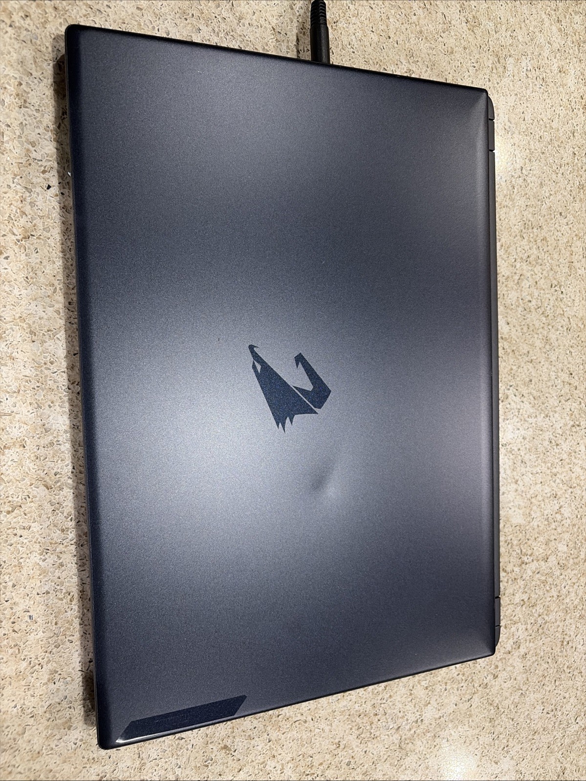 gigabyte aorus gaming laptop 16x Nvidia Rtx 4070 I7-14650HX 32GB Ram 1TB