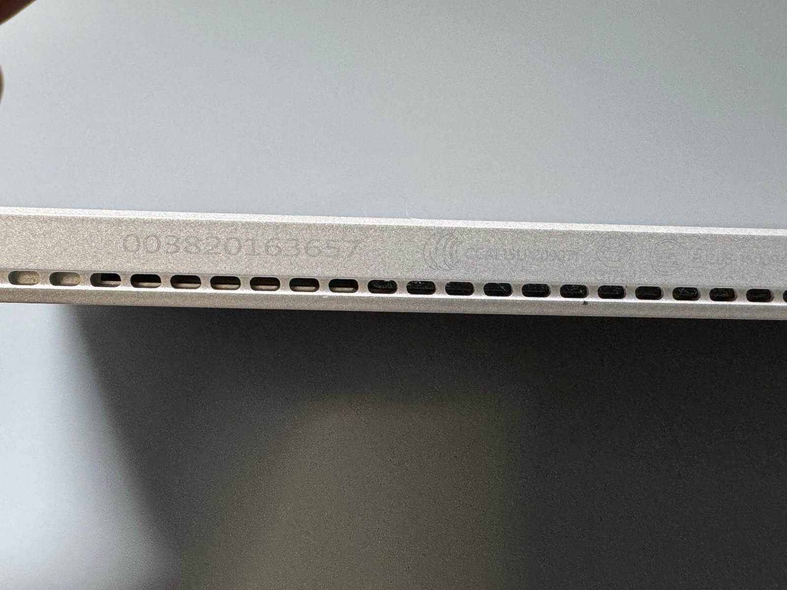 Microsoft Surface Book 1703 13.5″ i5-6300U 8GB Ram 128GB SSD NO KEYBOARD!!