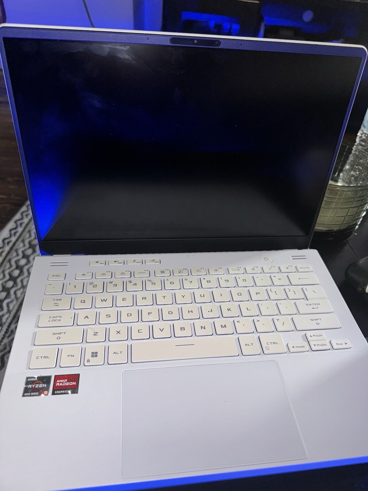 ASUS ROG Zephyrus G14 14″ (1TB SSD, AMD Ryzen 9 6000 Series, 4.90 GHz, 16GB)…