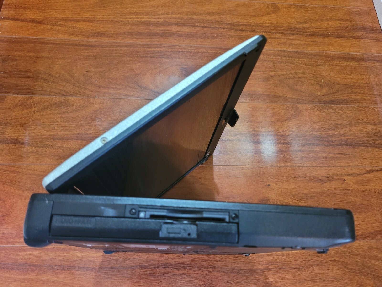 PANASONIC CF-53 MK4🔹i5-4310M@2.0GHz✔️NEW 512GBSSD✔️NEW 16GB✔️WIN10 64BIT/WEBCAM