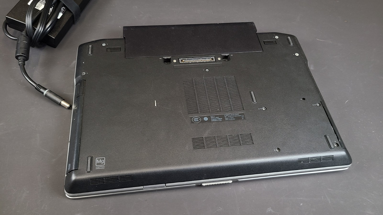 Dell Latitude E6420 i5 8GB RAM 500GB HDD Win 10 Pro PARTS Sticky Deck