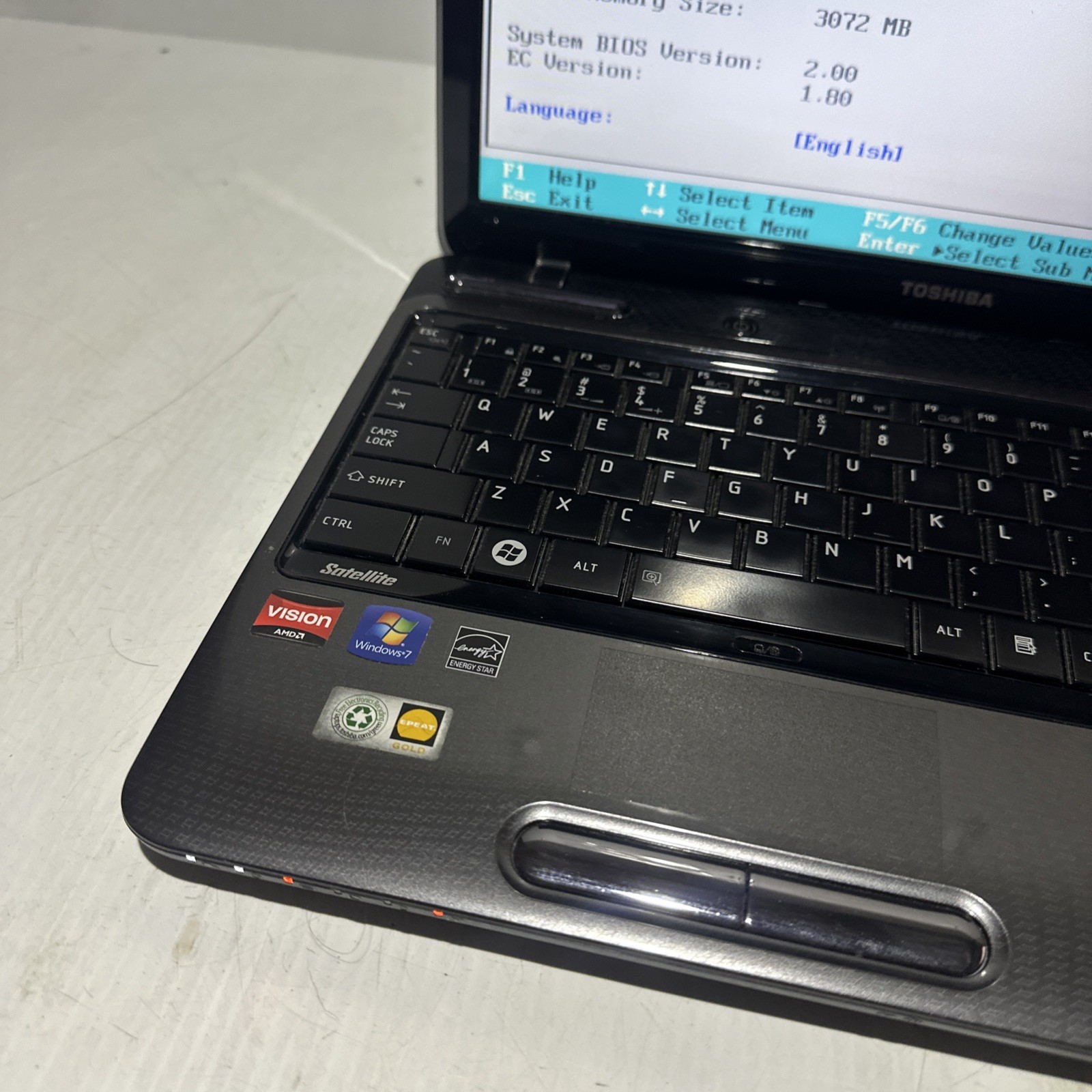Toshiba Satellite L655 15″ Laptop AMD Athlon II P340 3gb Ram No HDD Boots Bios
