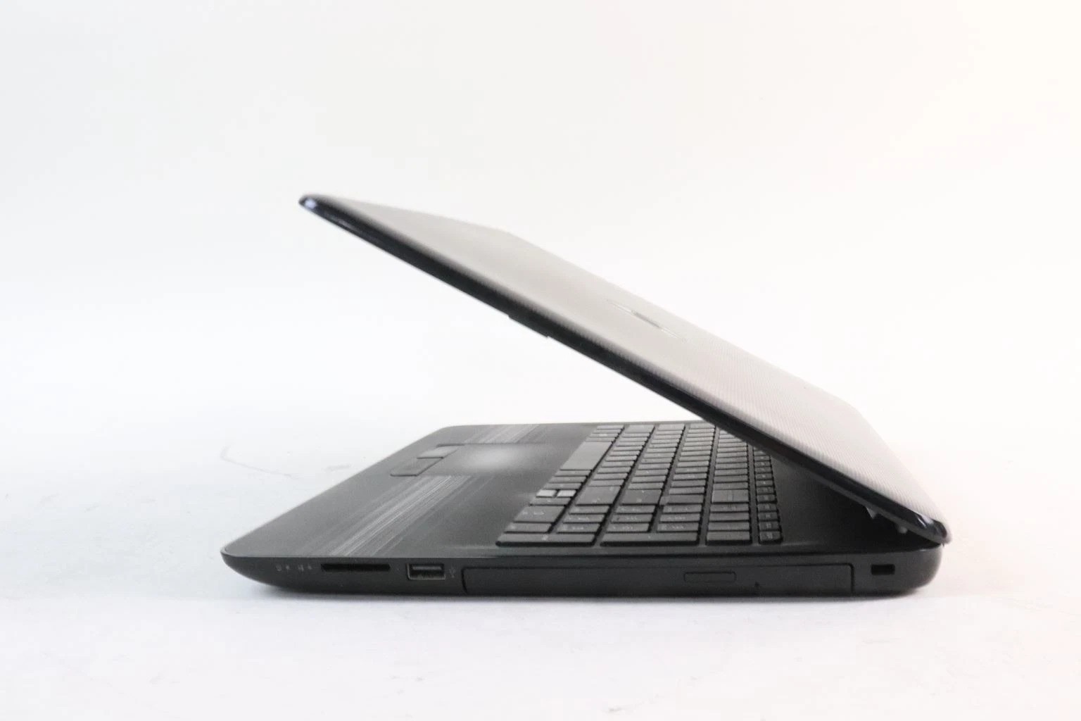 HP 15-BA079DX AMD A10-9600P 500GB SSD 8GB RAM WIN 11 TOUCHSCREEN LAPTOP