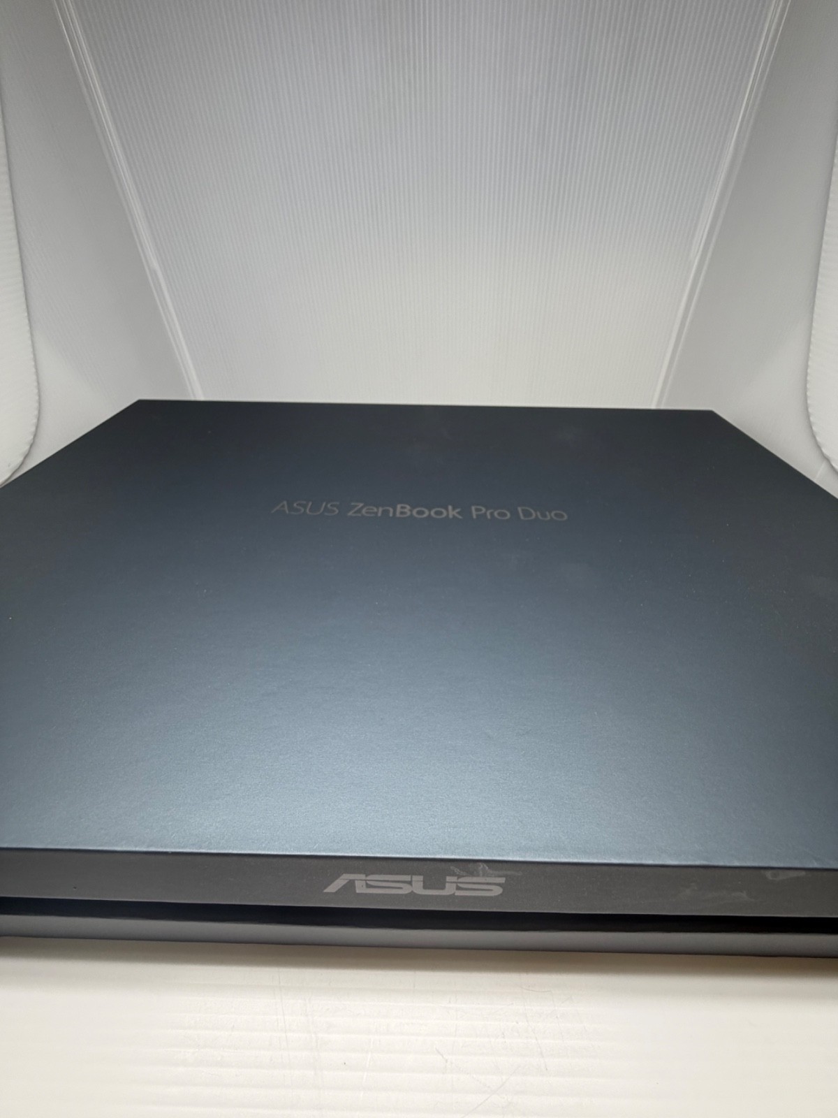 ASUS ZenBook Pro Duo 15.6 inch (1TB, Intel Core i7 10th Gen, 2.6GHz, 16GB)…
