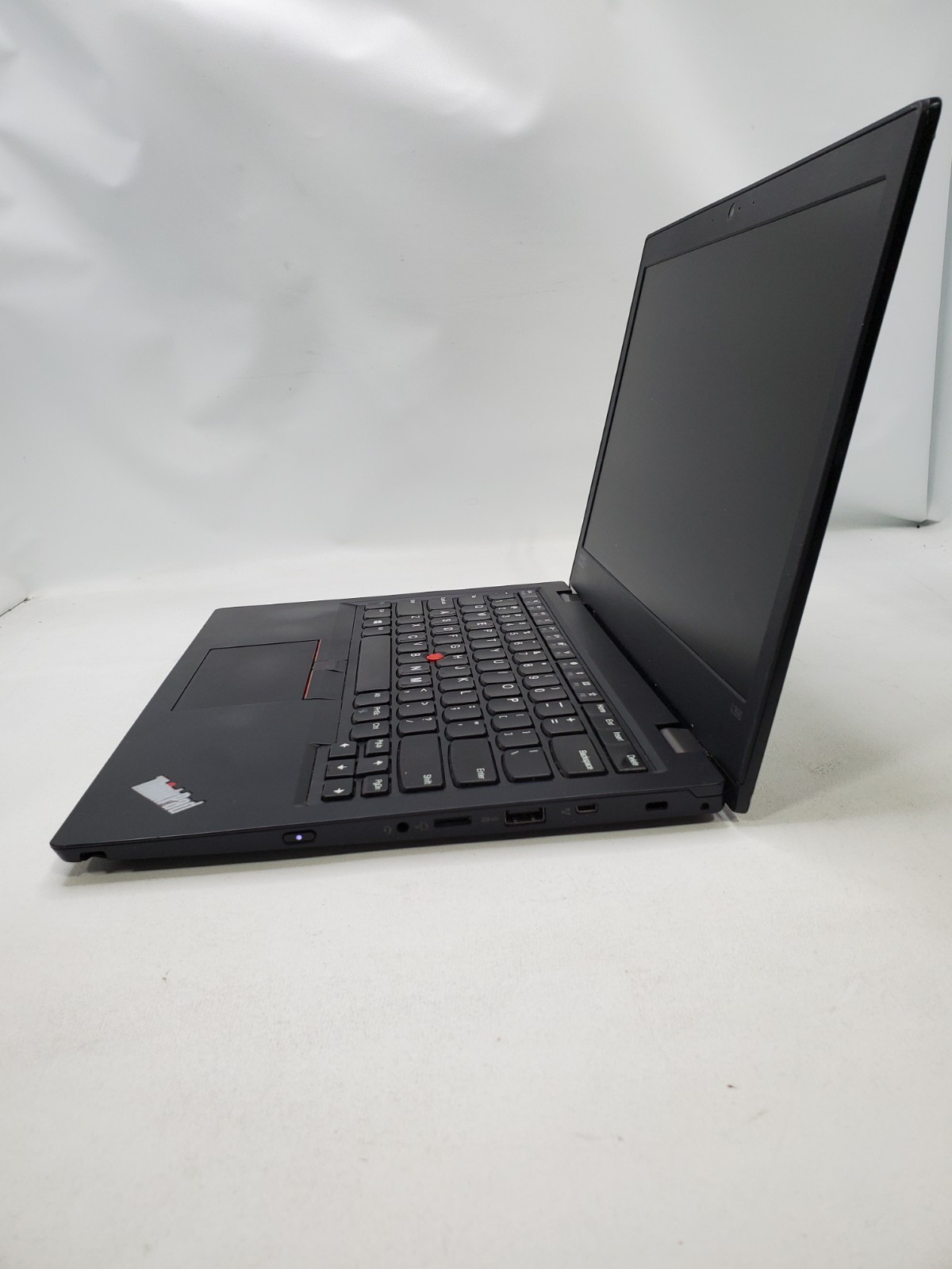 Lenovo ThinkPad L390 13.3″ Core i3-8145U @ 2.10GHz 8GB RAM 256GB SDD Win 11 Pro
