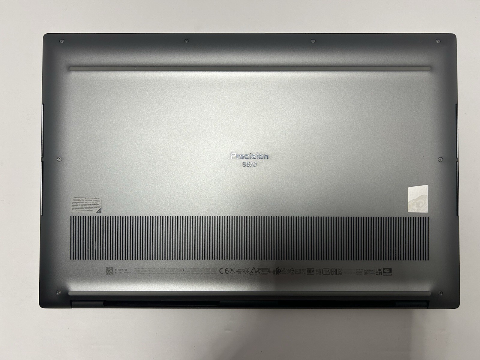 Dell Precision 5570 (Intel Core i7-12800H@2.4GHz, 32GB DDR5, 512GB SSD) W11 Pro