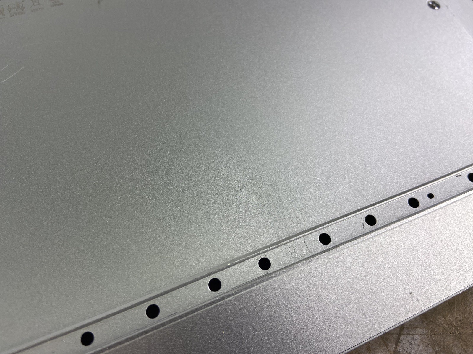 HP ELITEBOOK 840 G8 i5-1145G7 @ 2.60GHz, 8GB RAM, NO HDD/OS – (FOR PARTS)