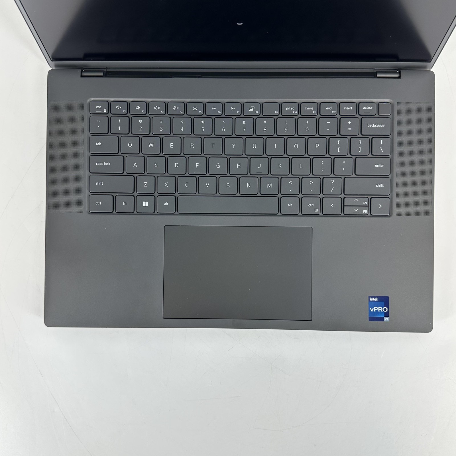 Dell Precision 5680 16 FHD+ 2.6GHz i9-13900H 32GB 1TB SSD RTX 2000 Ada Very Good