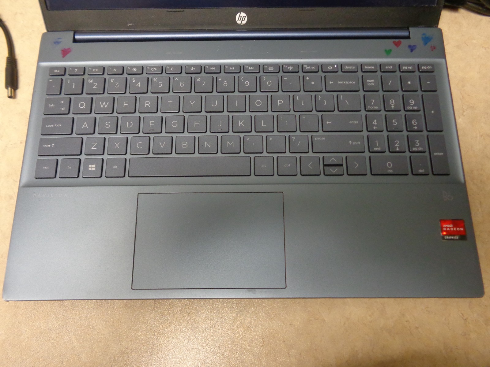HP 15-eh0090wm Pavilion 15.6″ FHD Ryzen 5 4500U 2.38GHz AMD Radeon 8GB 500GB SSD