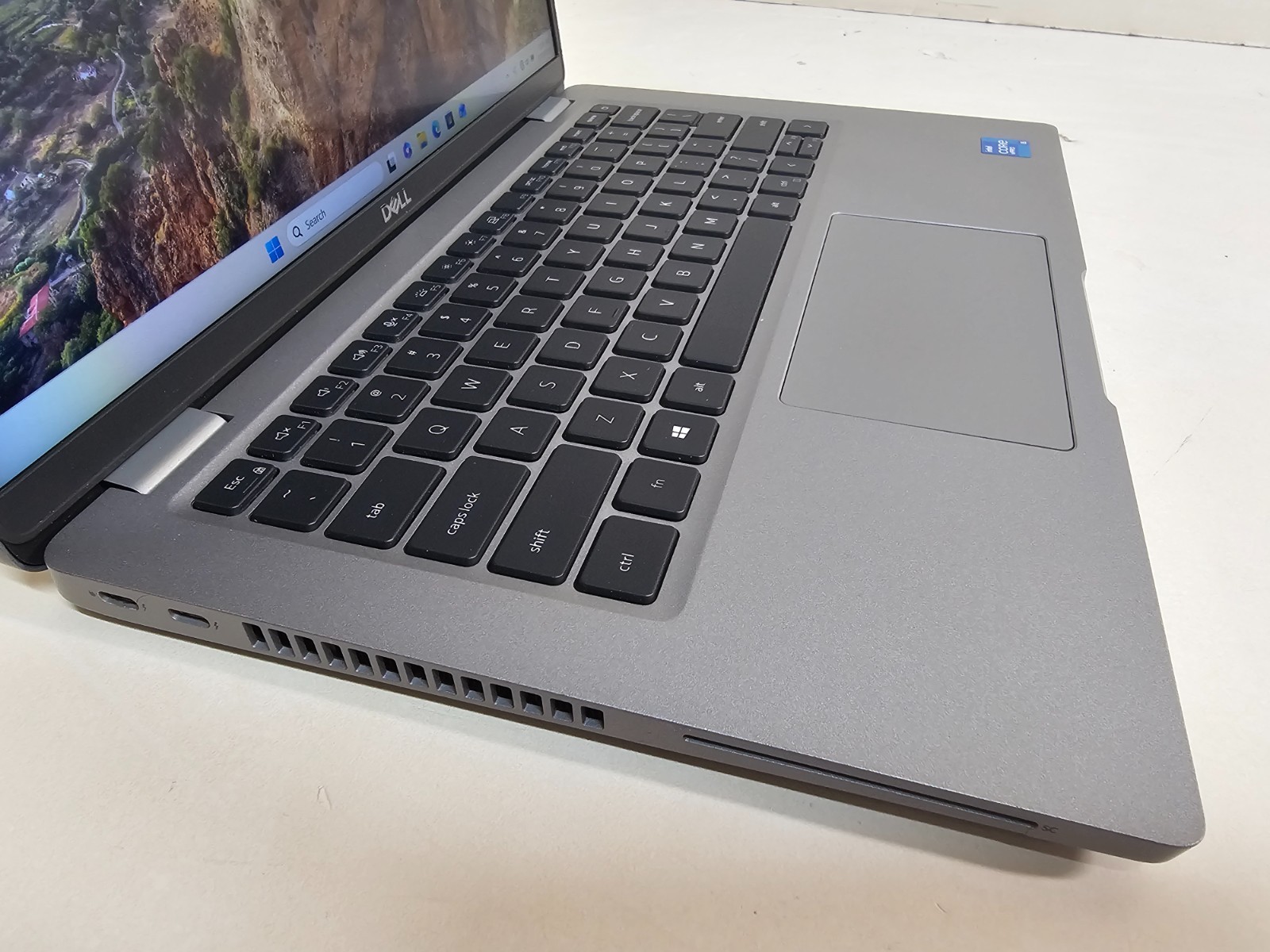 Dell Latitude 5420 Laptop – Core i5-1145G7 16GB 512GB SSD-Touchscreen