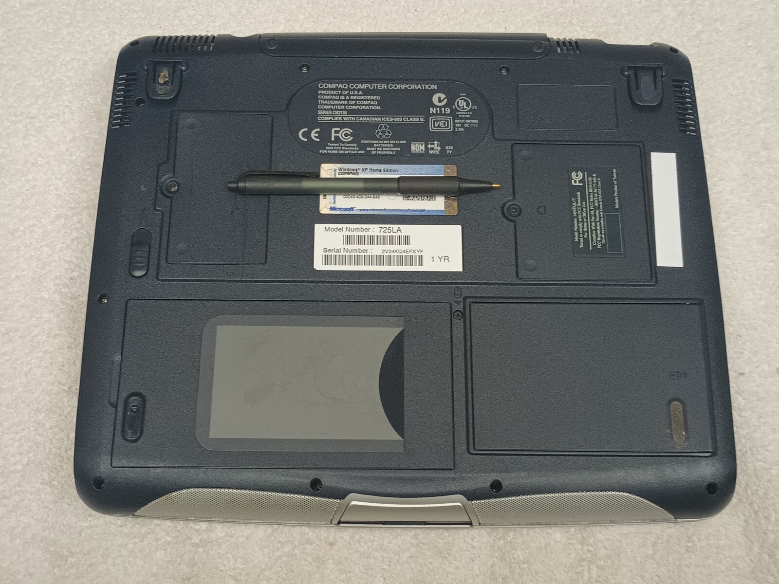 Compaq Presario 700 14.1 Inch Laptop CM2130 Model 725LA For Parts Or Repair