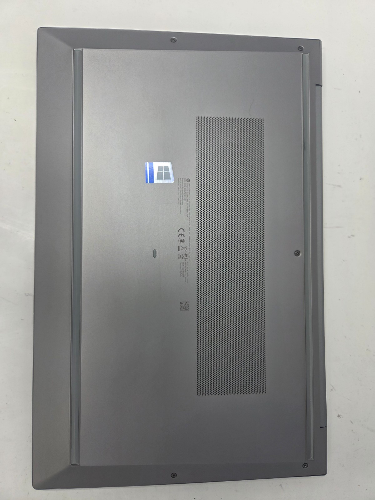 HP ZBOOK FIREFLY 15 INCH G8 i7-1185G7 3.00GHZ 16GB–512GB SSD WIN 11 PRO