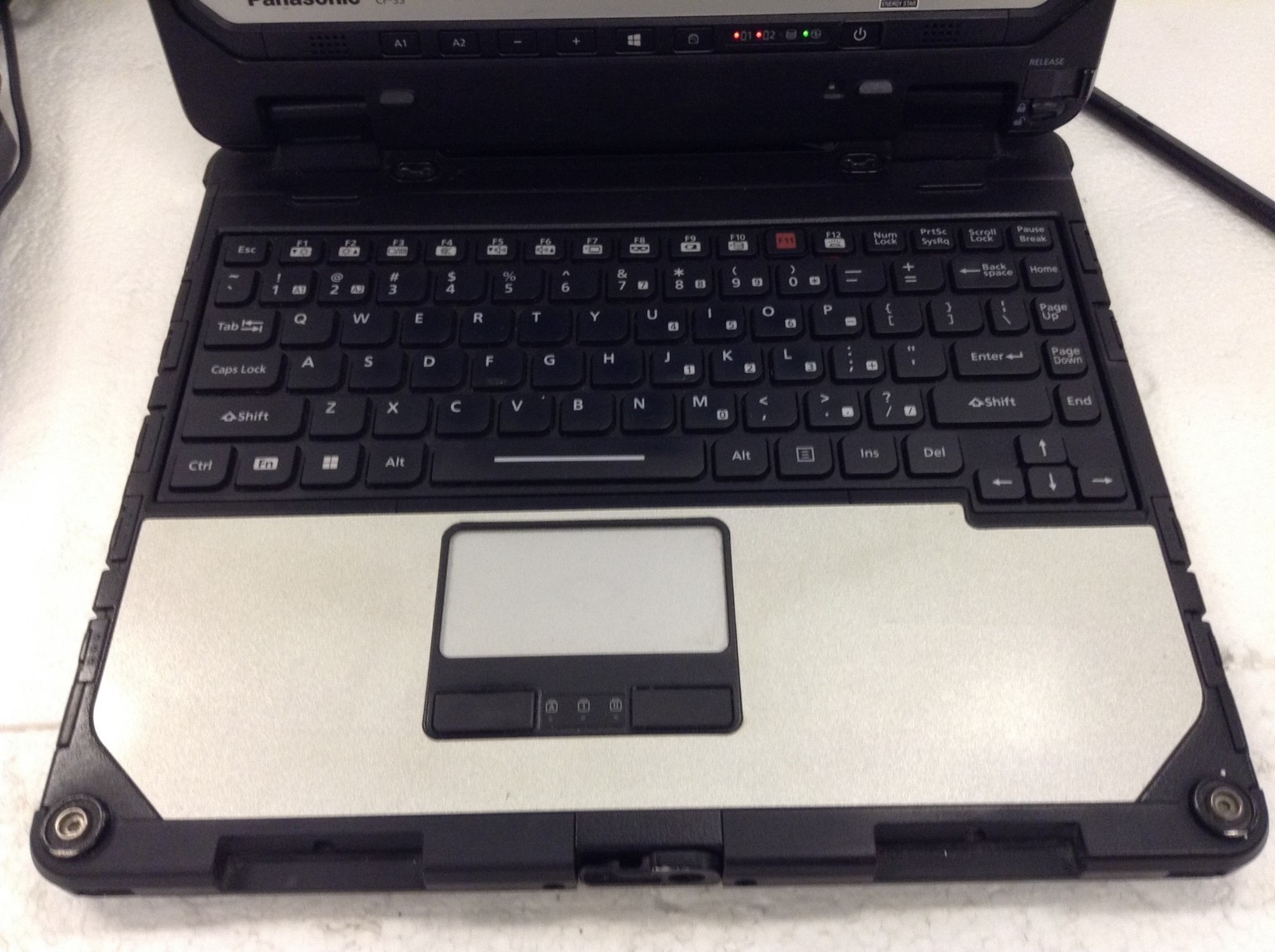 Panasonic Toughbook CF-33 MK1 i7-7600U w/16GB, 256GB SSD, Touch, 2x Bat, 3K HRS