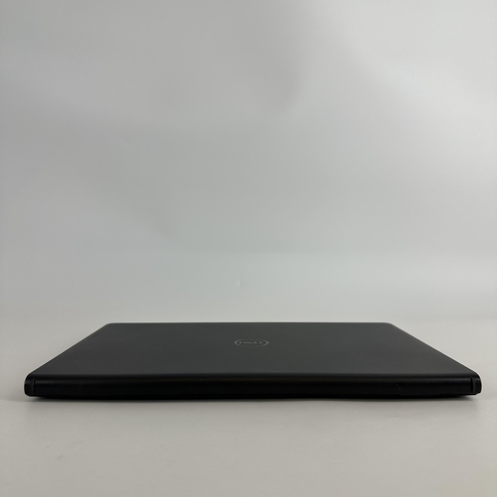 Dell Inspiron 3520 15.6 2022 Black FHD 1.7 GHz i7-1255U 16GB 1TB SSD Good