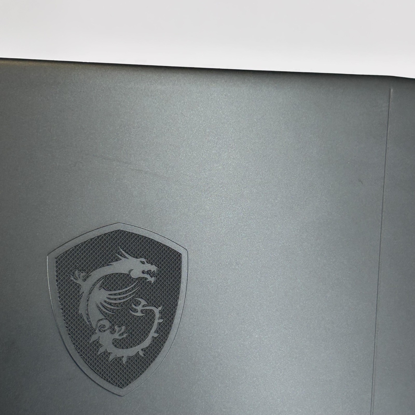 MSI Katana 15 HX 165Hz 2K 2.2 GHz i9-14900HX 32GB 1TB SSD RTX 5070 Very Good