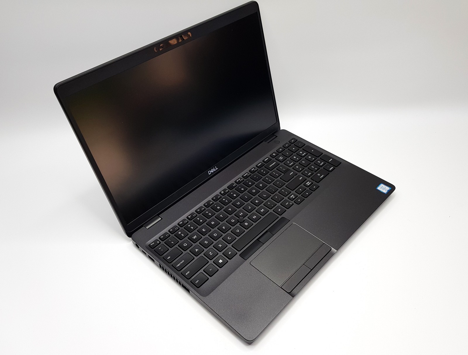 Dell Precision 3541 15.6″ FHD i7-9850H 16GB RAM 256GB SSD nVIDIA P620 W 11 Pro