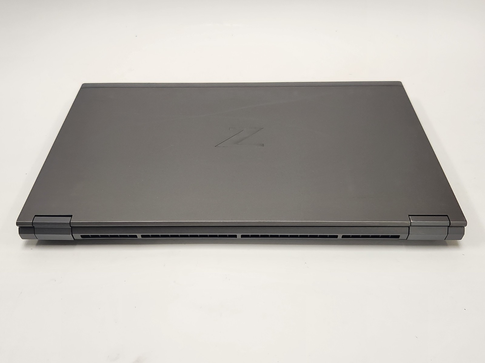 HP ZBook Fury 15 G7 15.6″ i7-10850H 2.7GHz 8GB RAM 512GB SSD W11P Quadro T2000