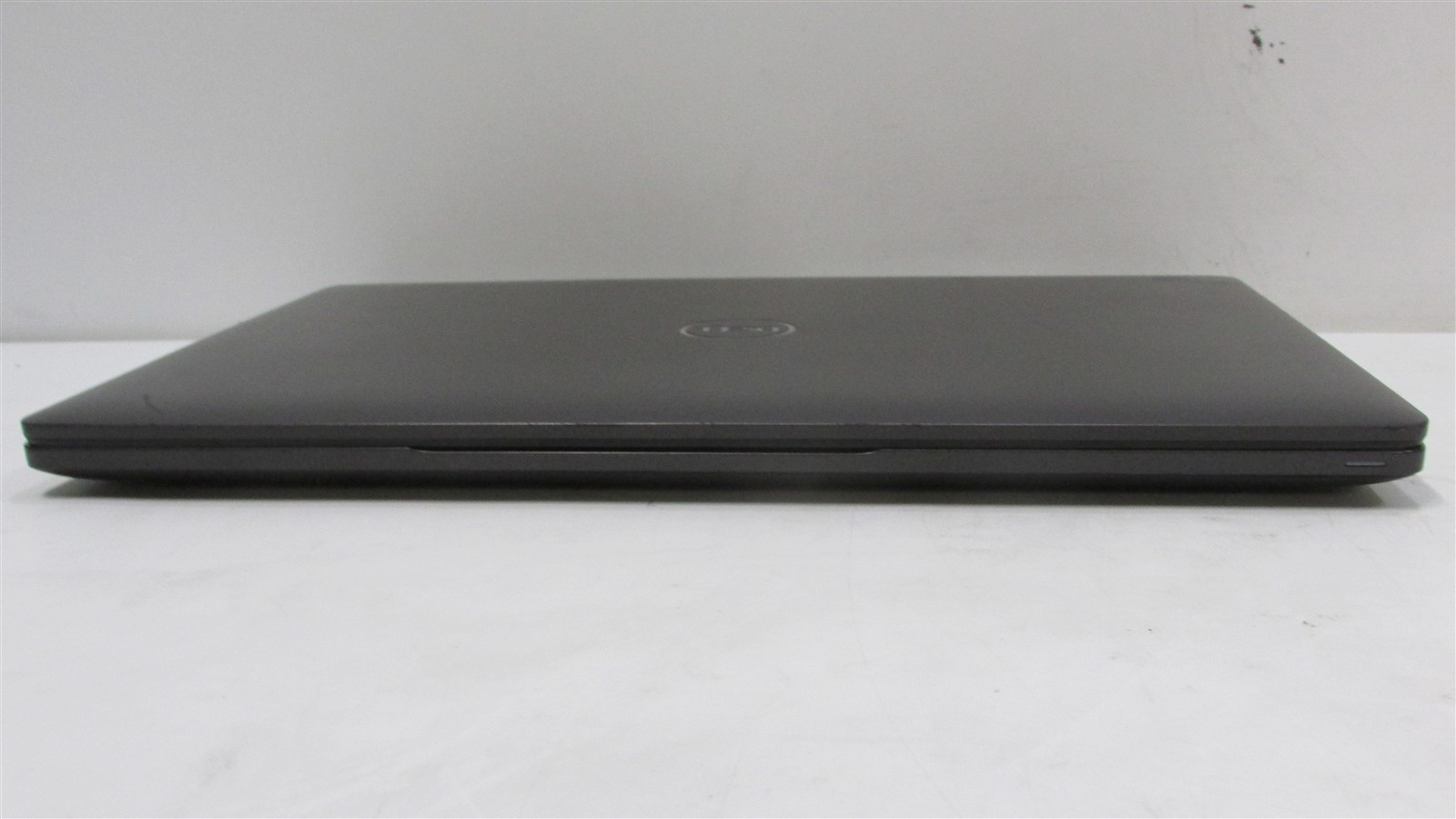 Dell Latitude 5300 i5-8365U 1.6GHz 8GB RAM 256GB NVME 13.3″ Win 11 Pro COSM DMG