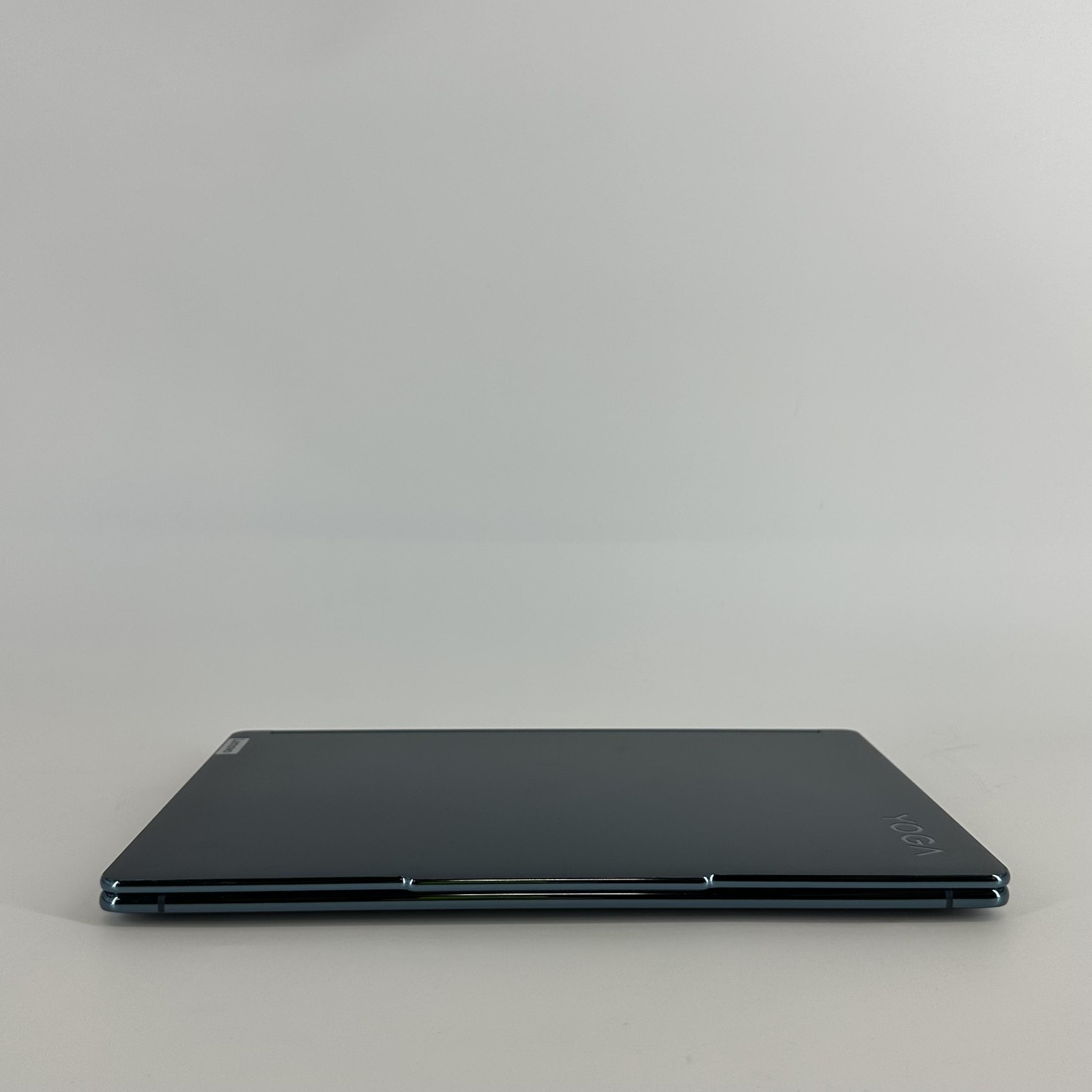 Lenovo Yoga Book 9i 13.3 QHD+ TOUCH 1.7 GHz Ultra 7 155U 16GB 1TB SSD Very Good