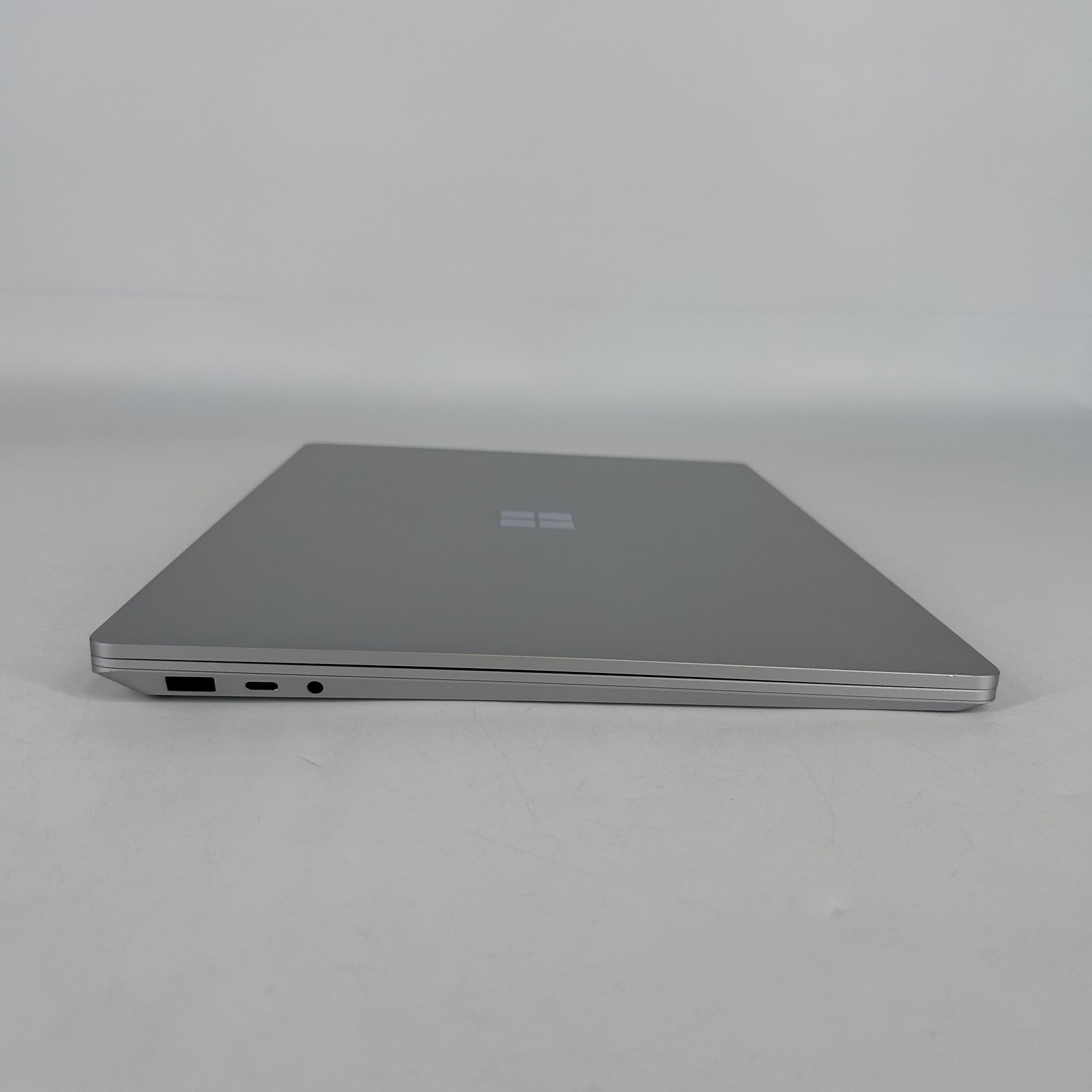 Microsoft Surface Laptop 4 15 QHD+ TOUCH i7-1185G7 3.00GHz 16GB 256GB Very Good