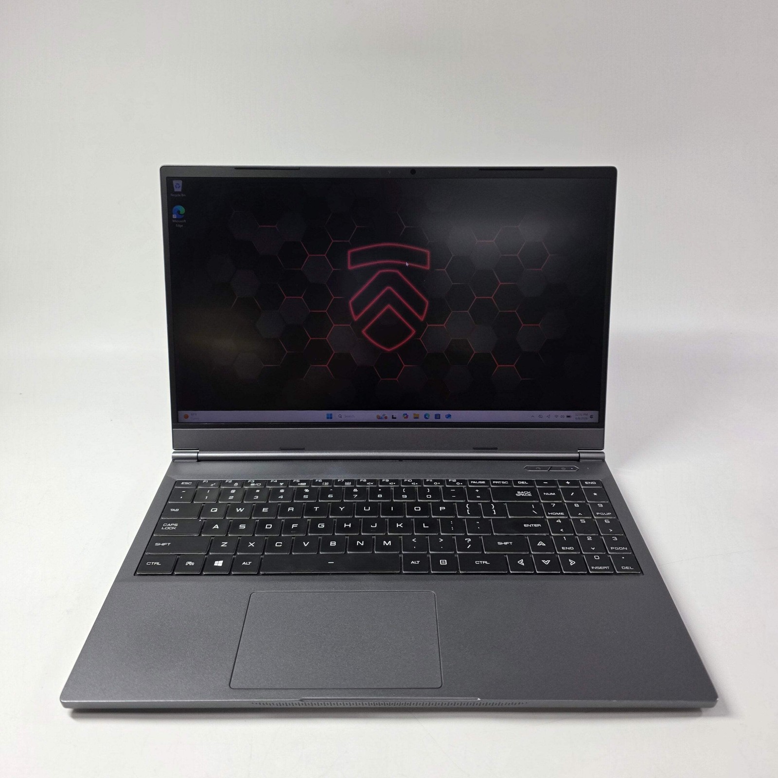 eluktronics Laptop ryzen 9 5900hx 3.30GHz 32GB RAM 1TB SSD GeForce RTX 3080