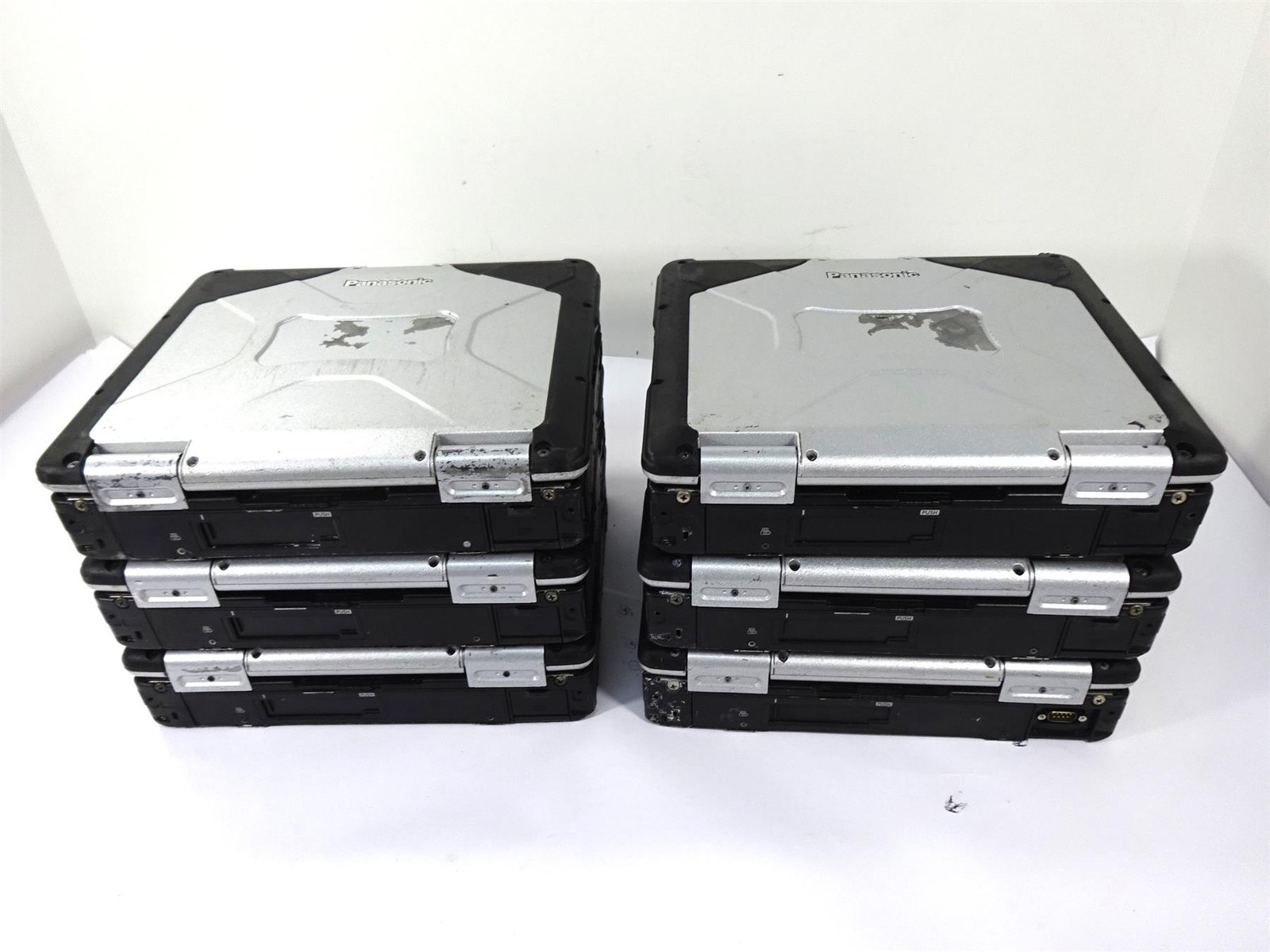 Lot 6 – MK5 Panasonic CF-31 Core i5-5300U 2.3GHz 8GB RAM – No Hard Drive