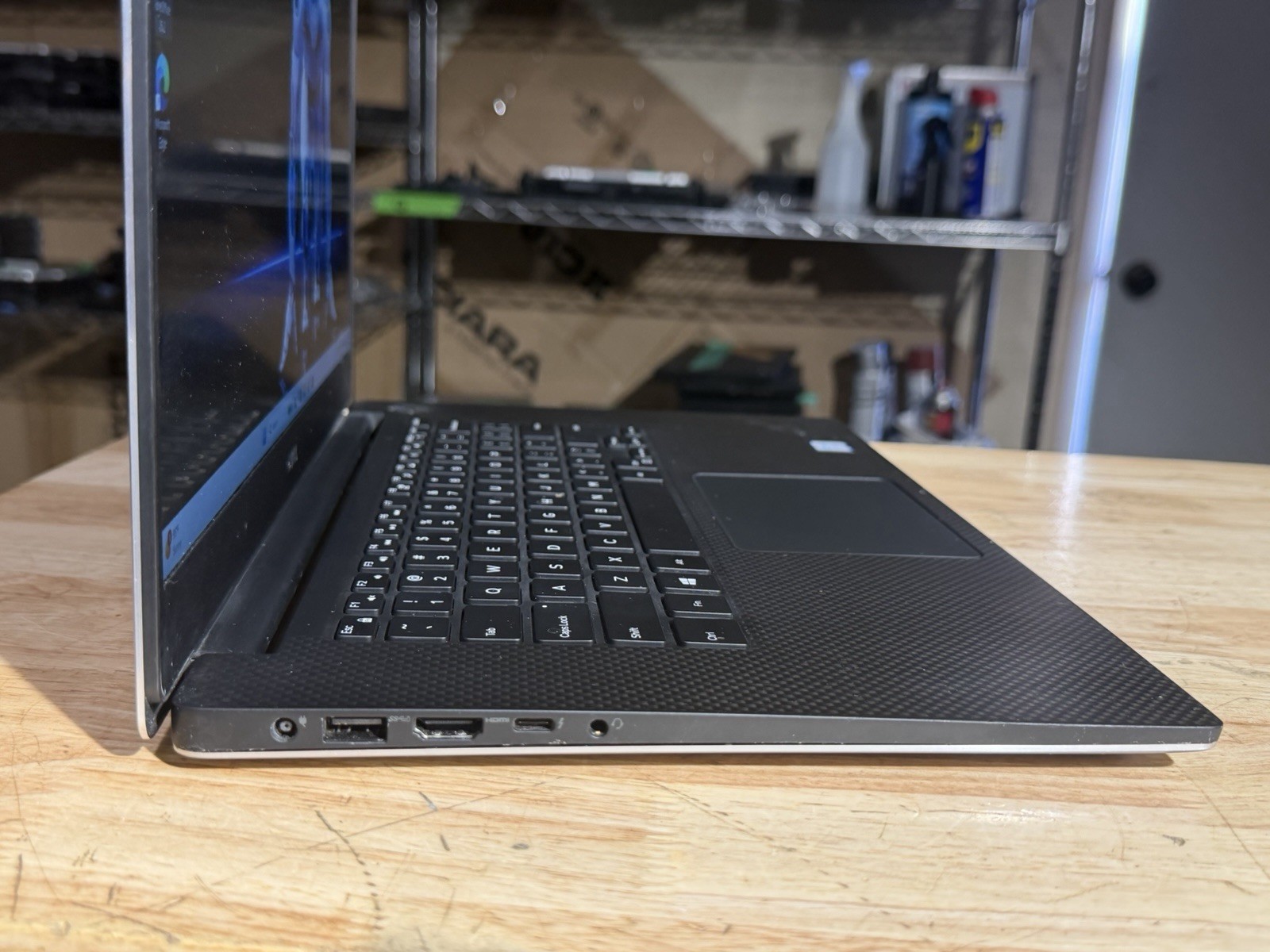 Dell Precision 5510 Xeon E3-1505M v5 16GB RAM 512GB SSD Quadro M1000M Win11