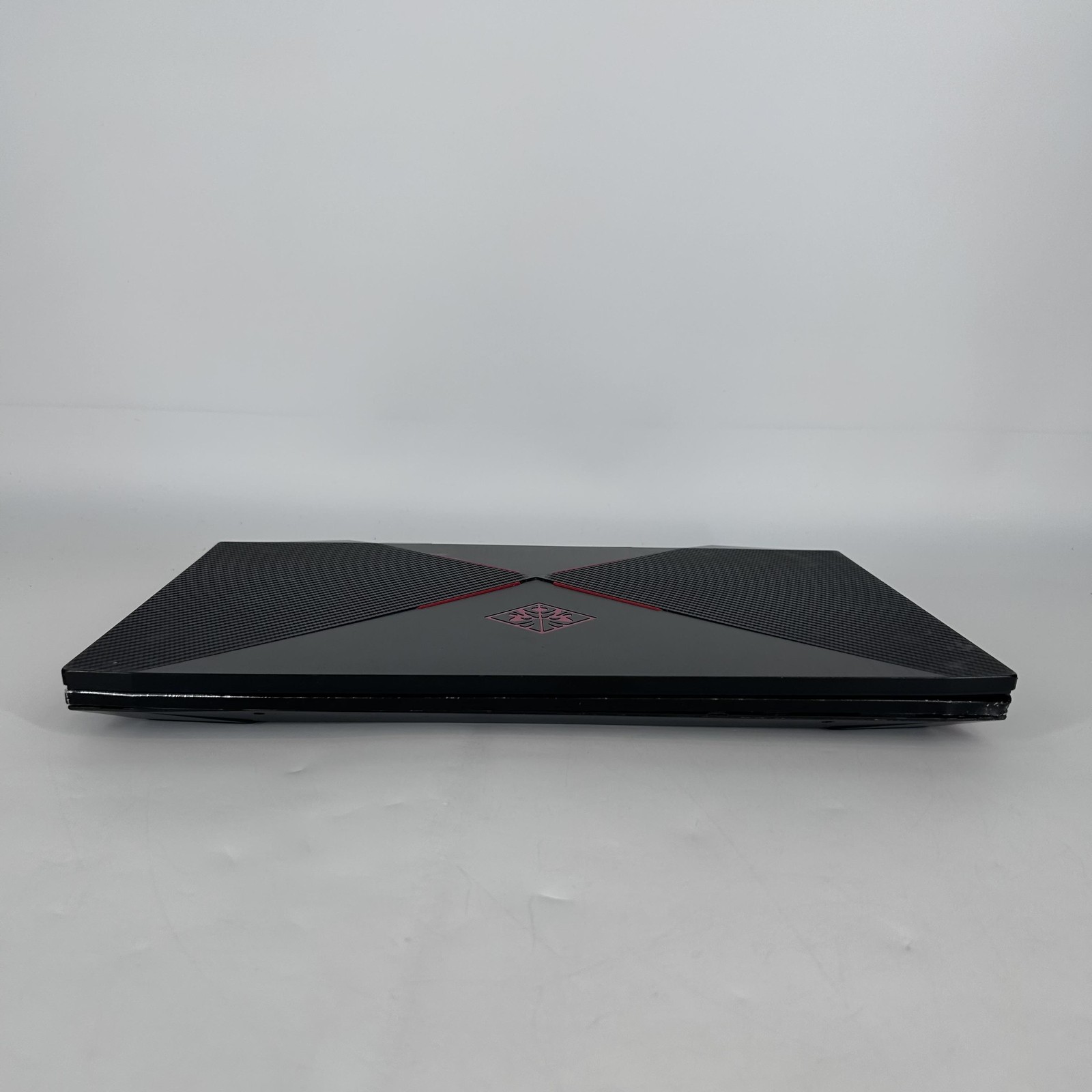 HP Omen 15 Black FHD i7-8750H 2.20GHz 16GB 256GB NVIDIA GTX 1060 Sunken Q Key