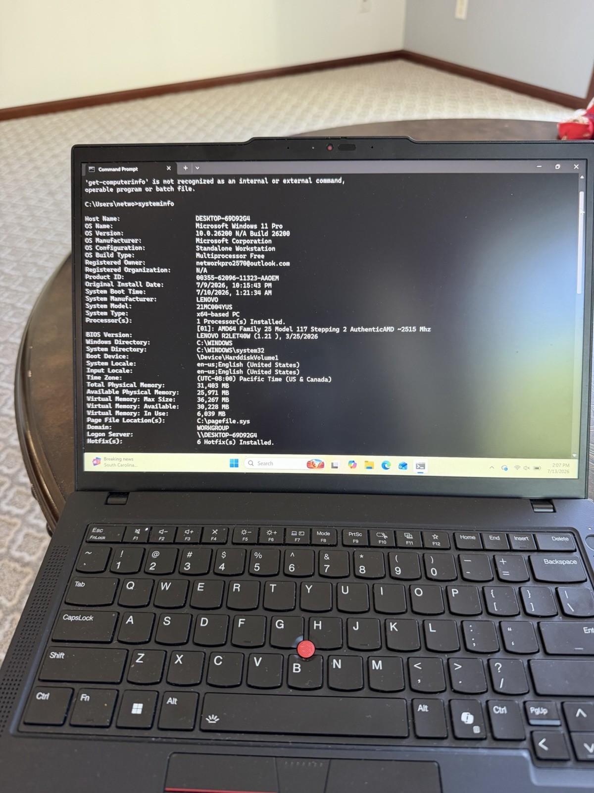 Lenovo ThinkPad T14 Gen 5 14in Ryzen 7 PRO 8840U 32GB 512GB SSD W11 Pro – 9.8/10