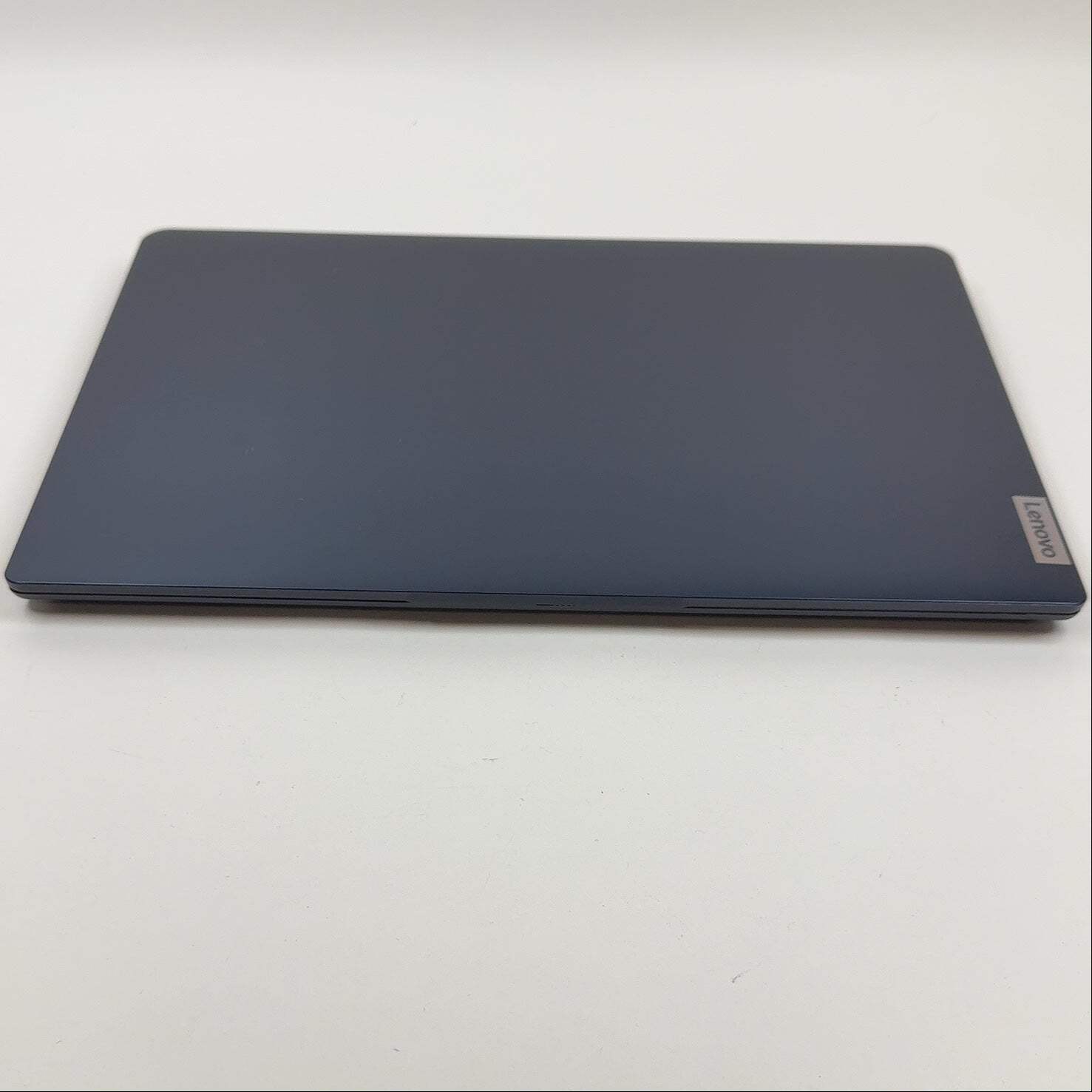 Lenovo IdeaPad 1 15AMN7 14″ Ryzen 3 7320U 2.4GHz 8GB RAM 256GB SSD