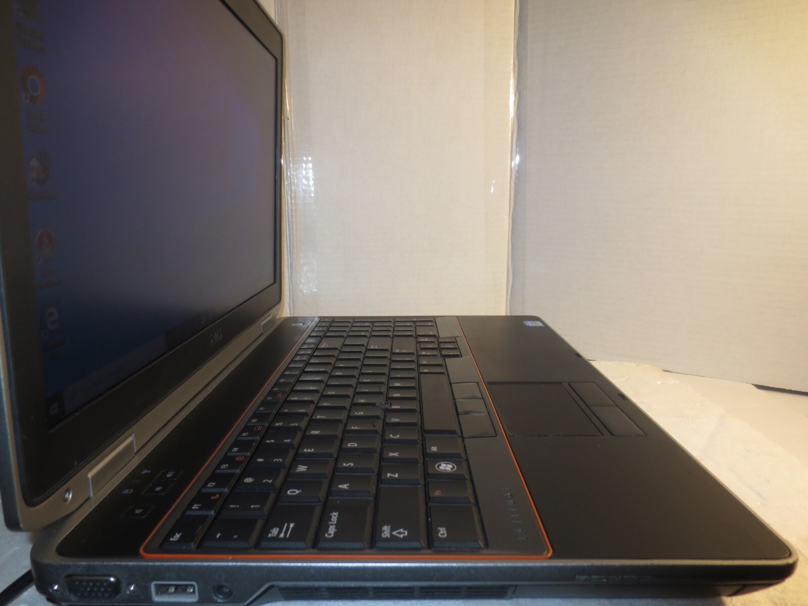 DELL LATITUDE E6520 15.6″ CORE i7-2620M@270GHZ 6GB RAM 500GB HDD WINDOWS 10
