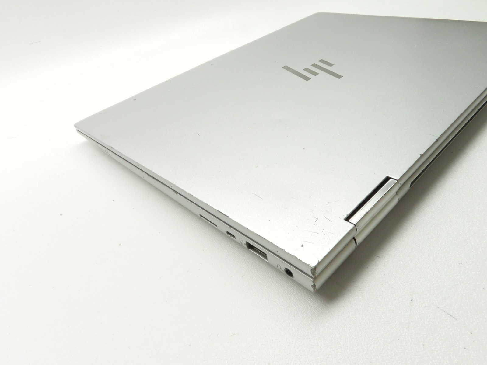 HP Elite x360 1040 G10 14″ Touch i7-1355U 1.7GHz 16GB RAM 512GB SSD WTY 08/26