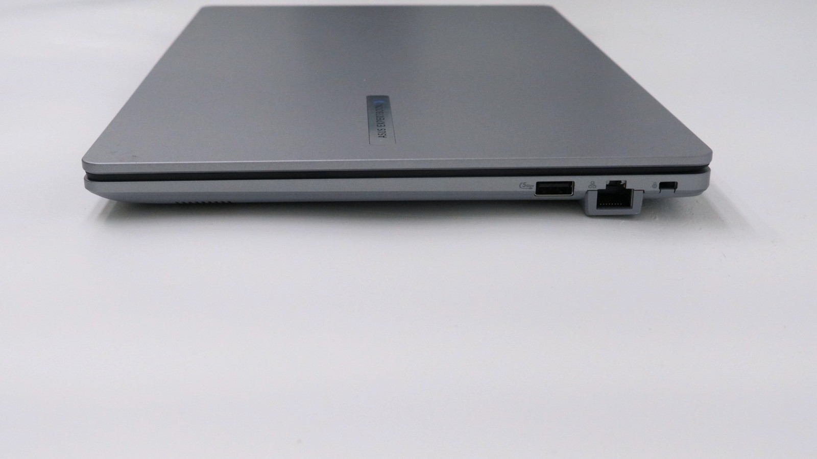 Asus EXPERTBOOK P1403CVA 14″ i5-13420h 16GB 512GB – Good READ DESC
