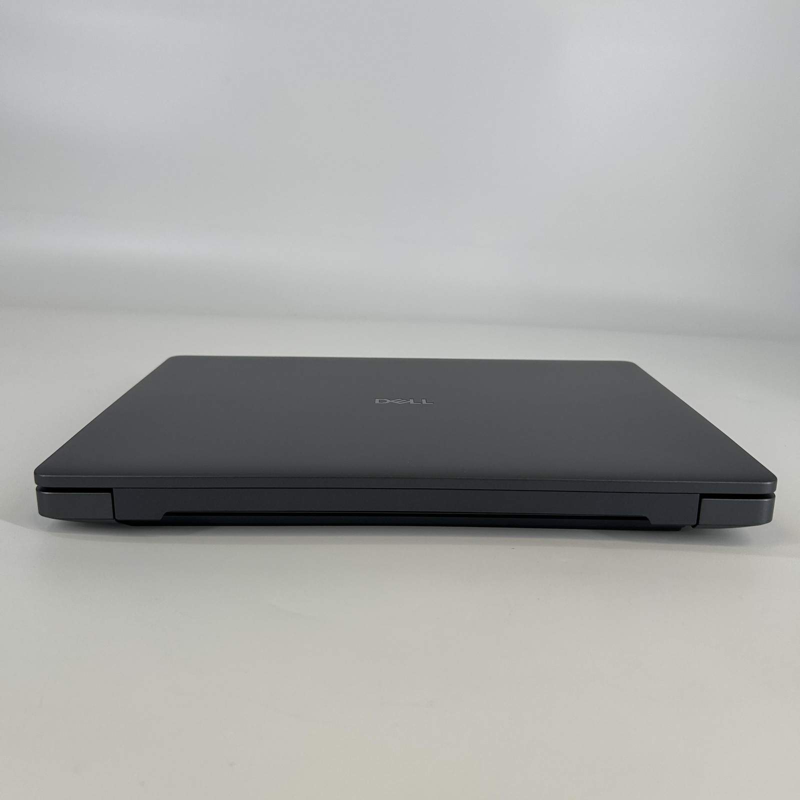 Dell Pro Max 14 MC14250 FHD+ 2.2 GHz Ultra 7 265H 32GB 512GB SSD Excellent