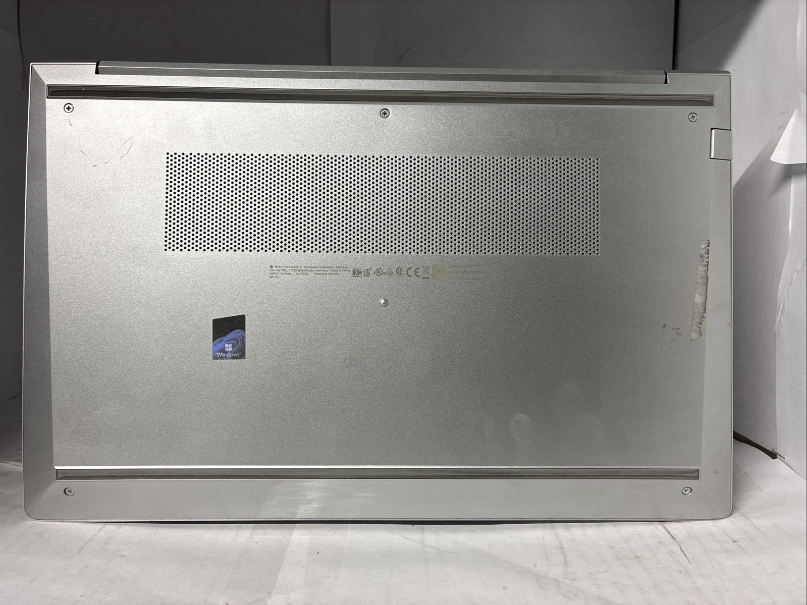 HP EliteBook 650 G9 15.6″ i5-12th Gen 16GB RAM 256GB SSD Win 11 – Charger – used