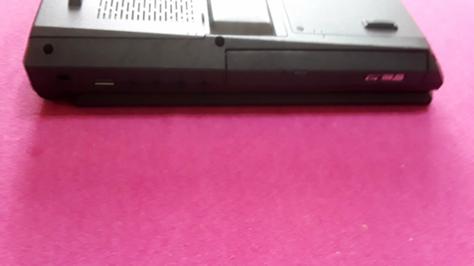 Sager Clevo NP8268 P157SM I7-4810mq 2.8-3.8Ghz 16GB 512GB NVIDIA P3000 AX200