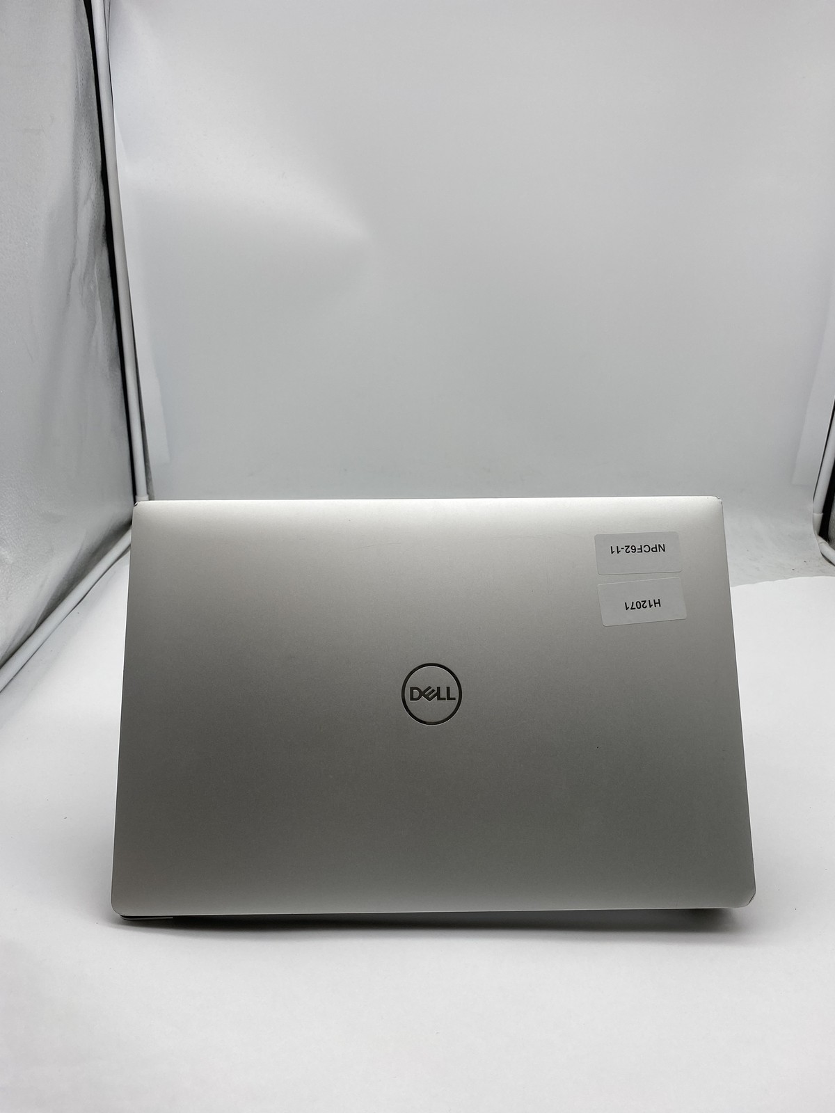 Dell XPS 15 9570 Laptop Intel Core i5 8300H 2.3GHz 8GB RAM – No HDD