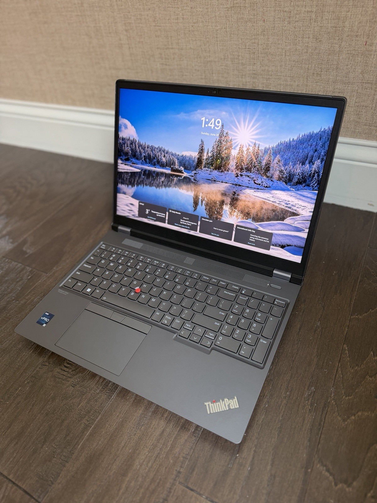 Lenovo ThinkPad P16 Gen 2 IntelCore i9 NVIDIA RTX 2000 GPU 32GB RAM 1TB SSD READ
