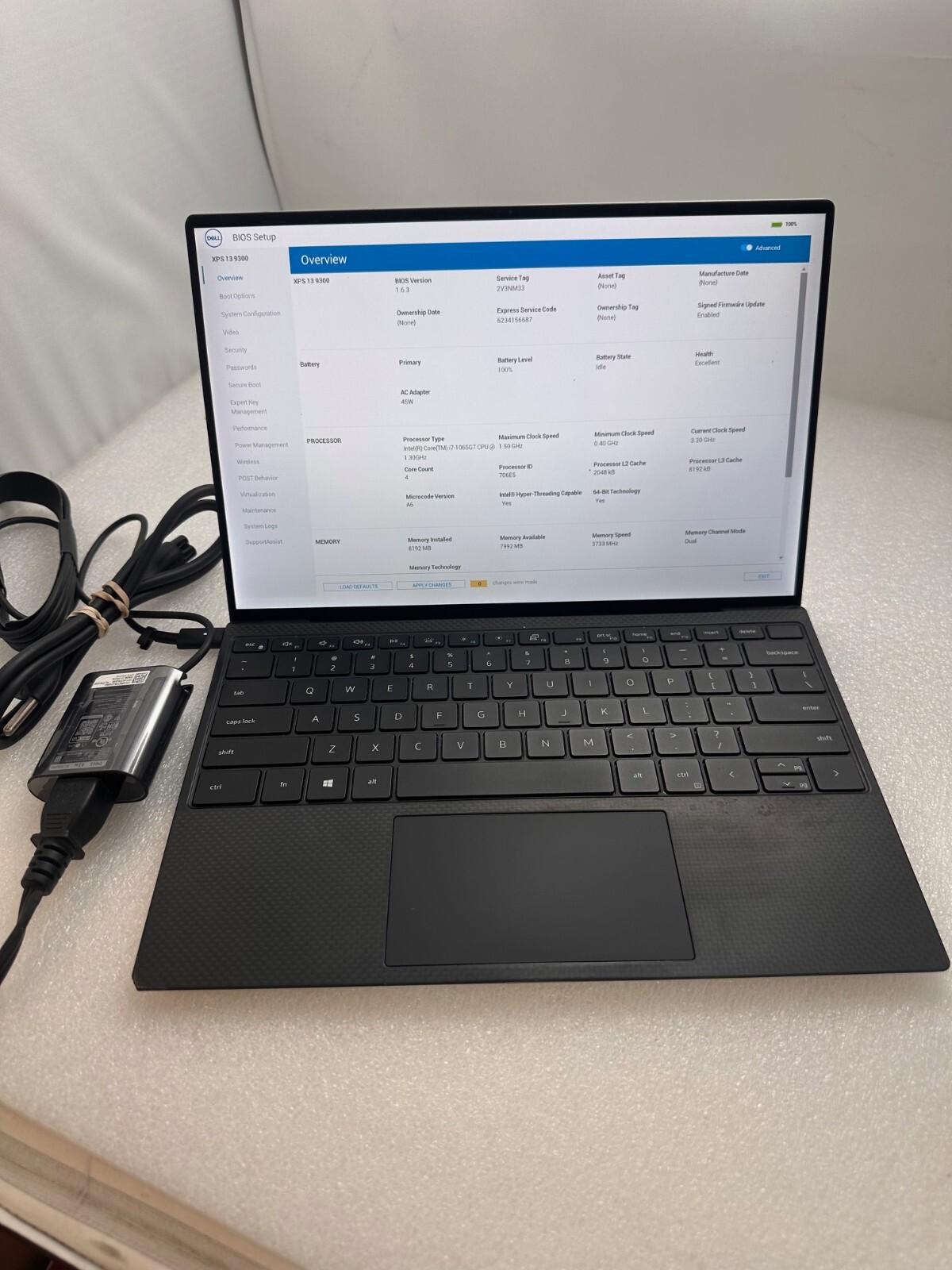 Dell XPS 9300 FHD Intel i7-1065G7 8GB DDR4 Ram 256 NVMe SSD Win 11