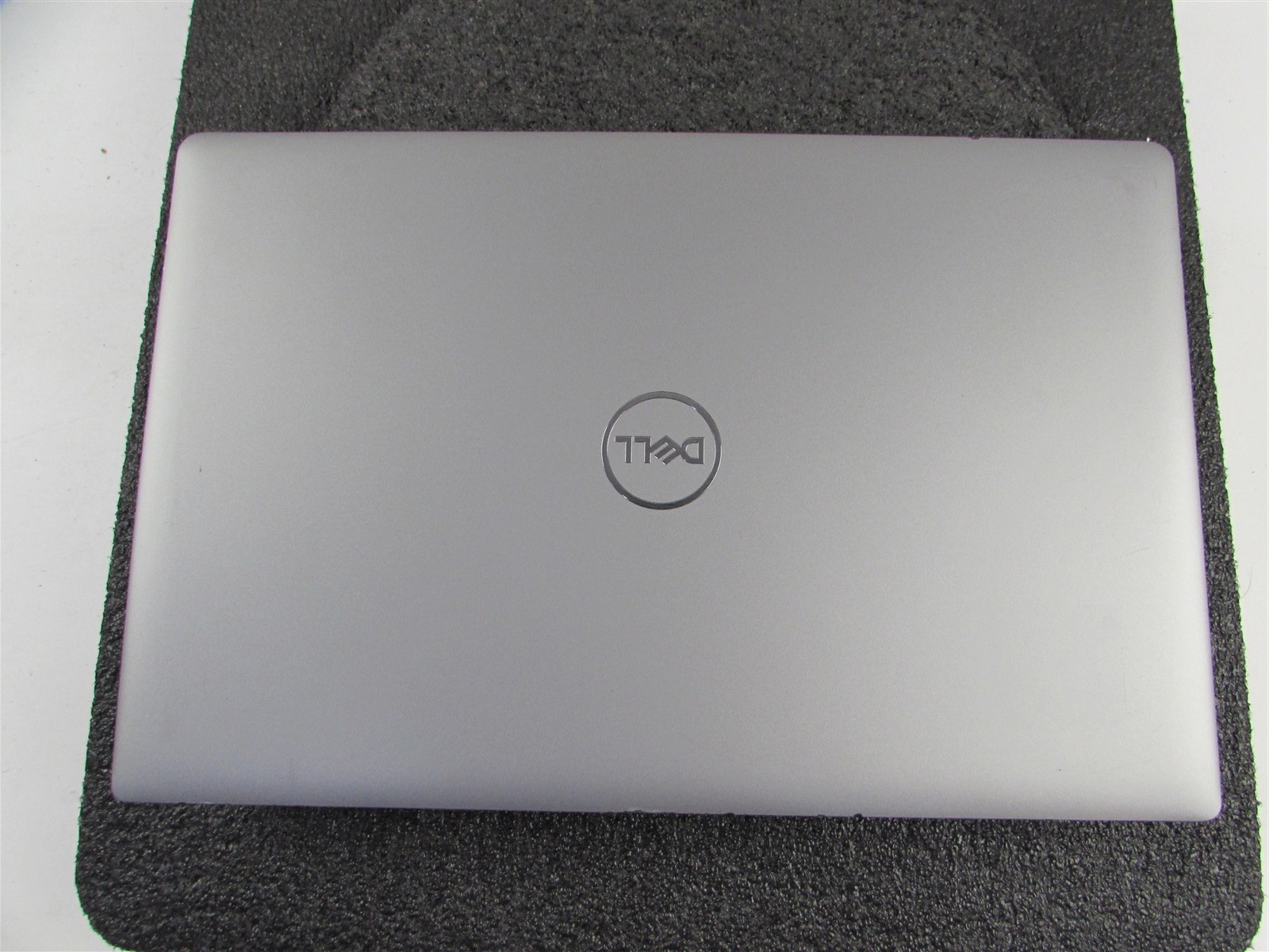DELL PRECISION 3570 1920X1080 FHD CORE I7-1265U 256GB SSD 16GB RAM T550 NO O.S