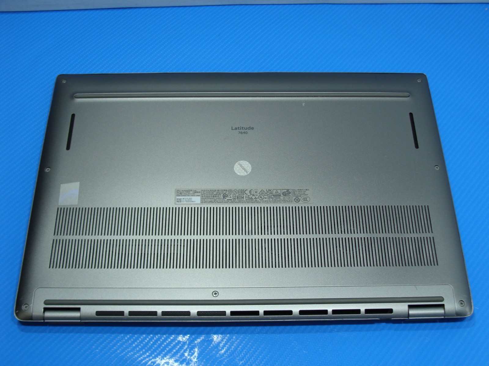 Dell Latitude 7640 16″ WUXGA vPro i5-1345U 1.6GHz 16GB 256GB SSD WRNTY-01/27 +PA
