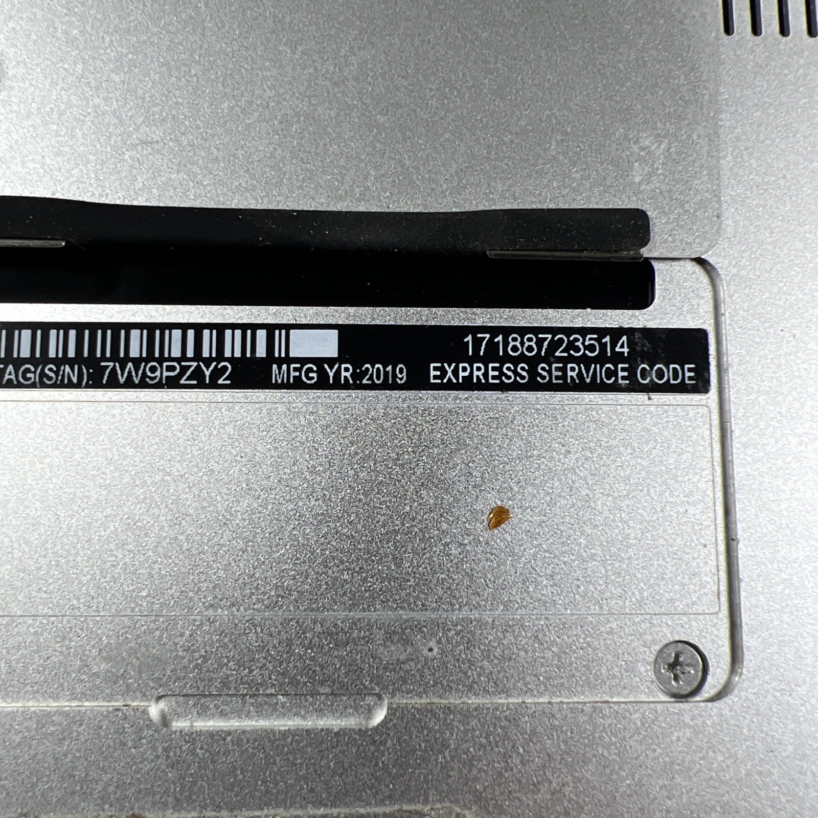 DELL XPS I5 7590 INTEL CORE I7-9750H 2.60GHZ 16GB RAM **NO HD/ NO CADDIE/ NO OS/