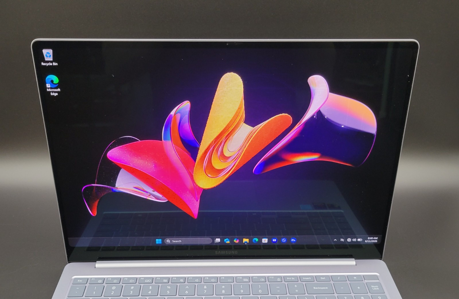 Samsung Galaxy Book4 Edge 16″ Snapdragon X Elite 16GB 512GB OLED Touch Laptop R*