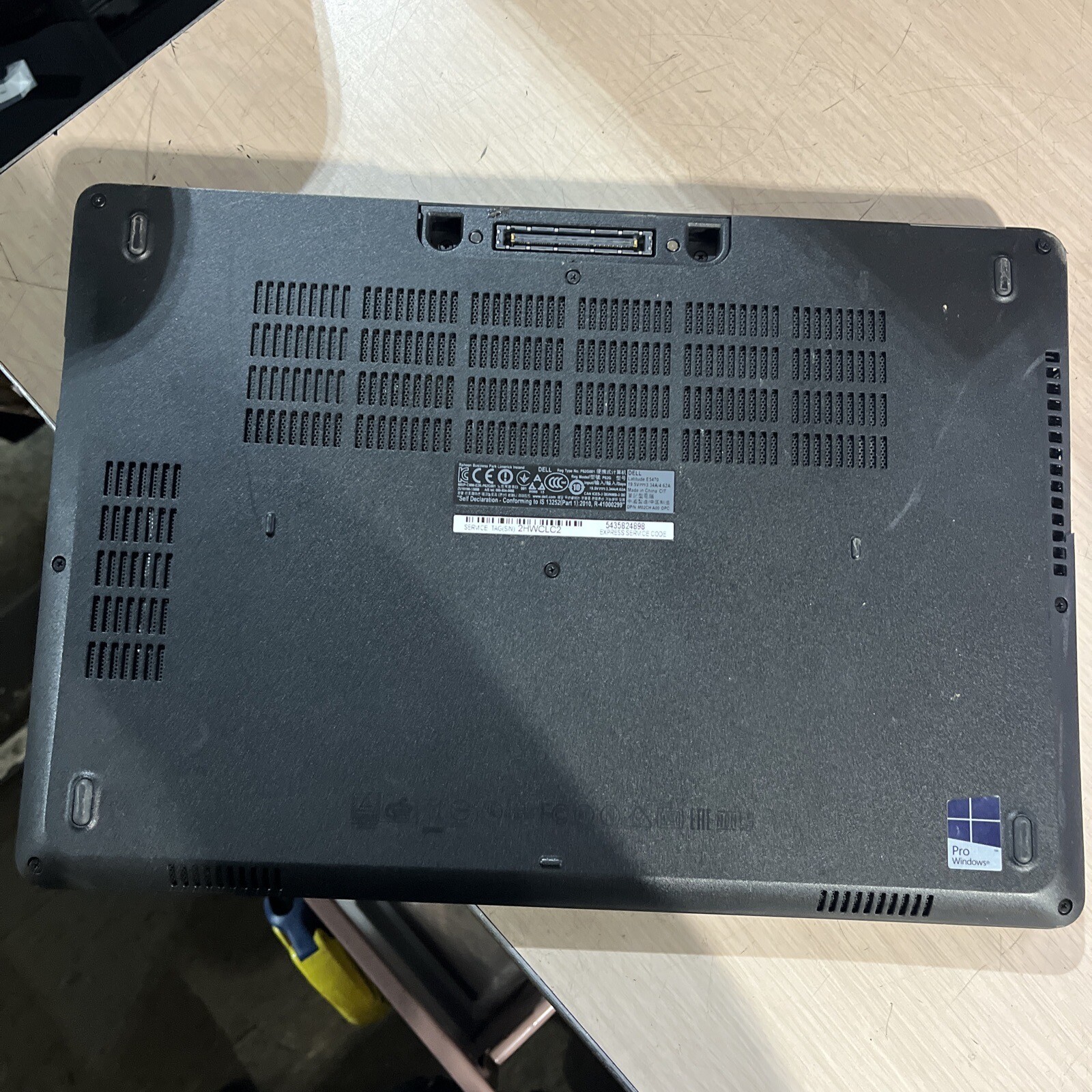 DELL LATITUDE E5370 INTEL CORE I5-6300U 2.40GHZ 8GB RAM NO HD